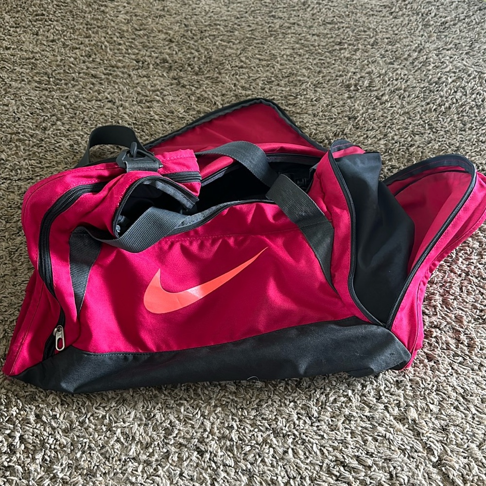Nike duffle bag
